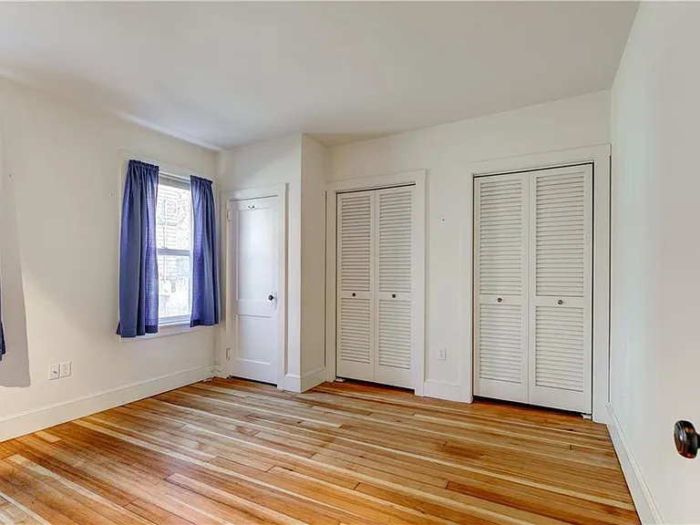 577 Spring St — Photo 18
