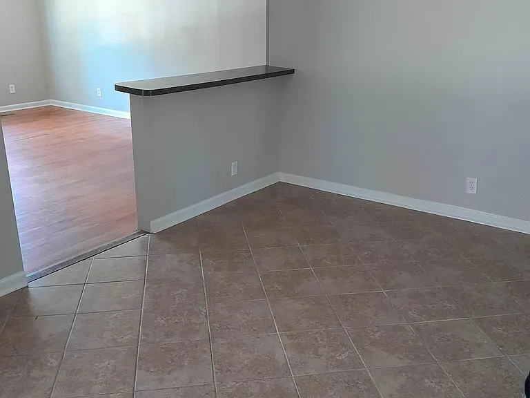 2807 Trentwood Ct — Photo 6