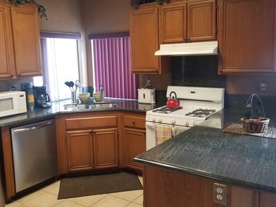 6052 Applecross Dr, Riverside, CA, 92507
