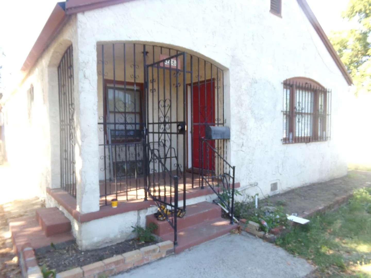 3468 16th Ave photo 1