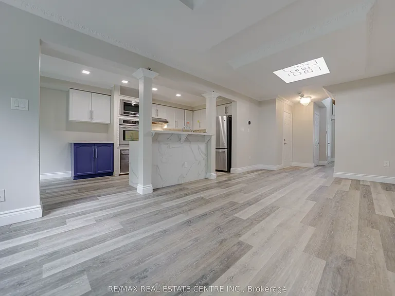 76 Frances Ave #32 — Photo 7