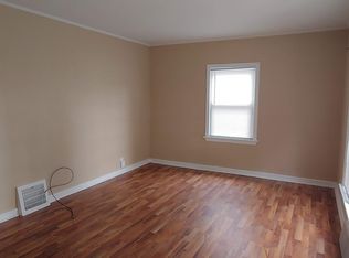 5172 N 28th St, Milwaukee, WI 53209