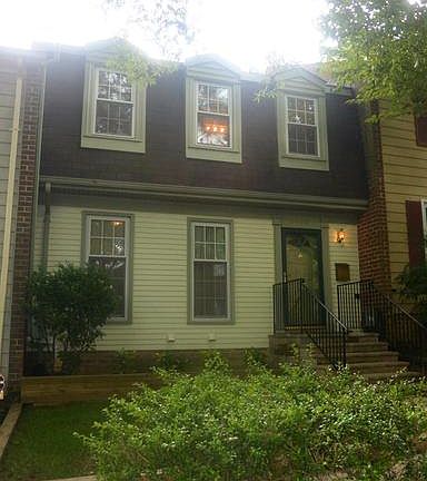 2nd image of 5915 Berkshire Ct