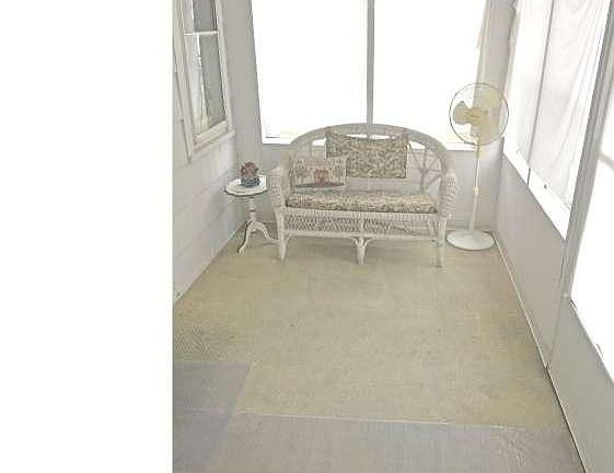3rd image of 116 Lindbergh Ave