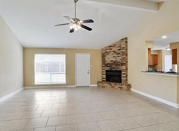 2nd image of 325 Westminster Dr