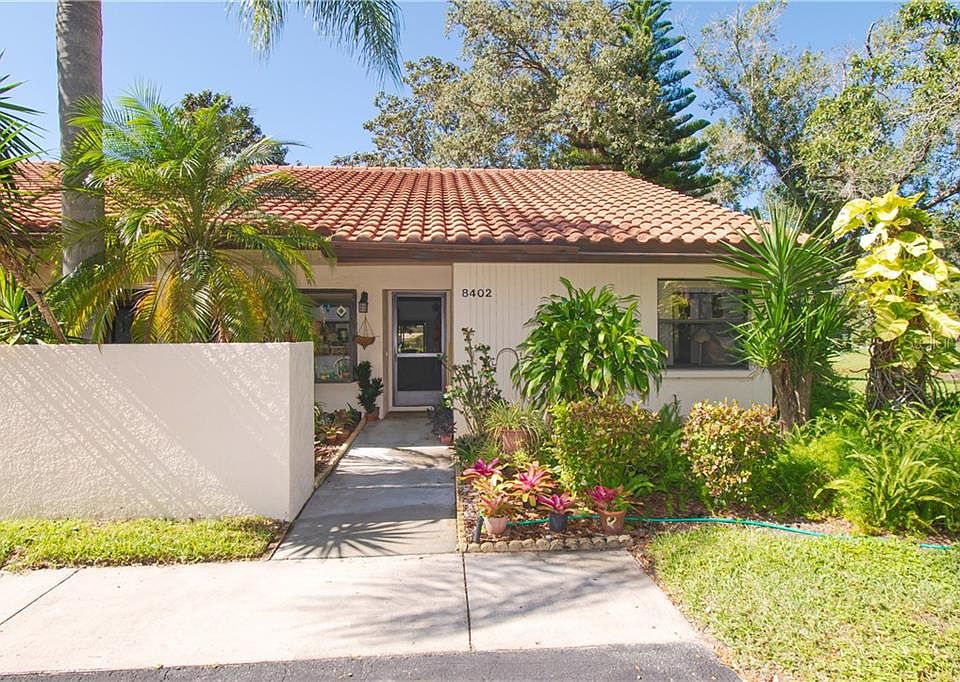 1st image of 8402 Gardens Cir