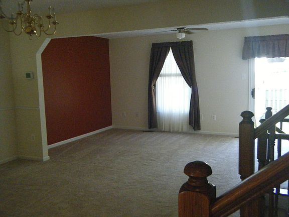 3rd image of 8246 Berryfield Dr