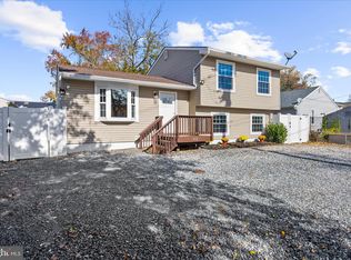 312 Londontown Rd, Edgewater, MD 21037