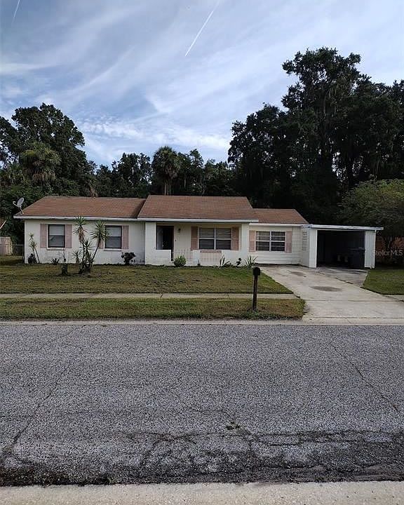 1st image of 2910 N Willow Dr