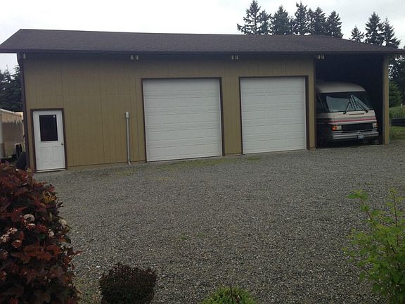 3rd image of 10517 228th Avenue Ct E