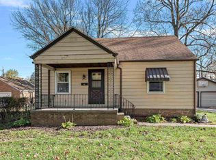 3220 S 1st St, Southern View, IL 62703