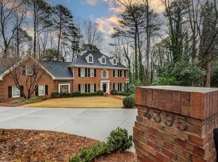 4395 Northside Chase NW, Atlanta, GA 30327