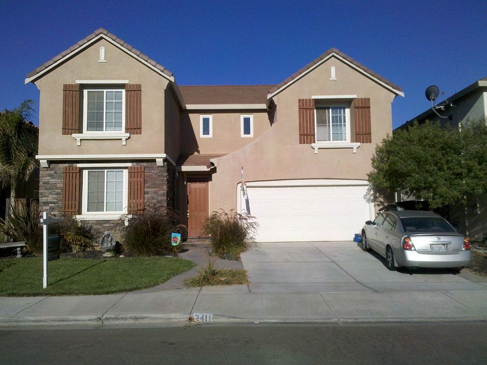 1st image of 2411 Aberdeen Ln