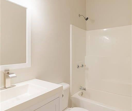 5th image of 1099 Smith St SW #B