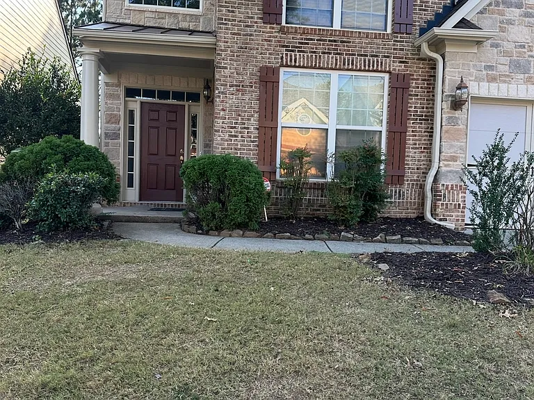 4635 Granby Cir — Photo 2