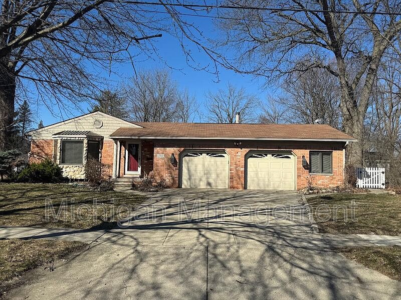 1st image of 1311 Ottawa Dr