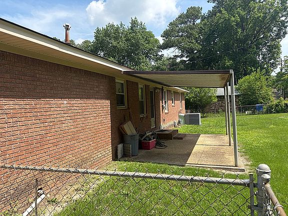 2nd image of 3621 Thurmond St