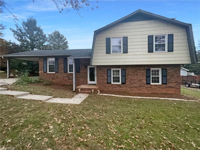 2145 Storm Canyon Rd, Winston Salem, NC, 27106