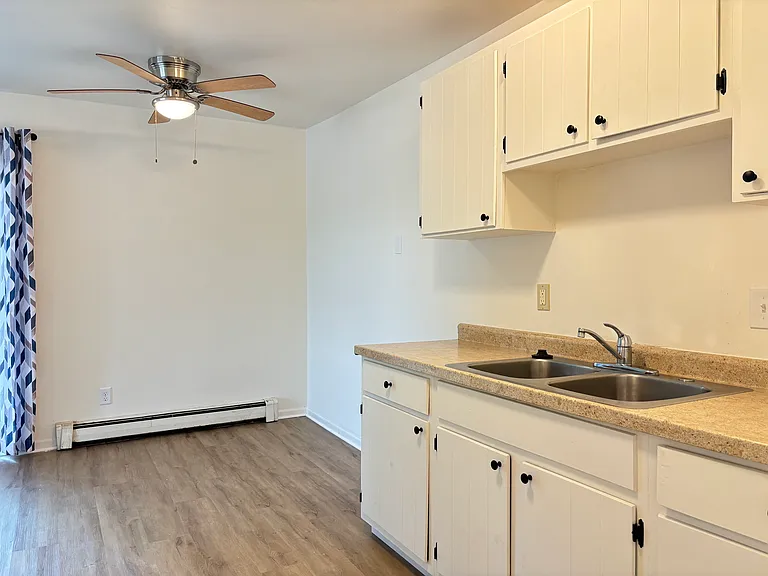 4410 Dwight Dr #1 — Photo 10