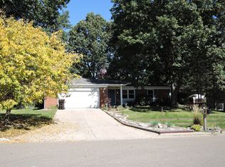 6321 Willow Brook Dr, Kalamazoo, MI 49048