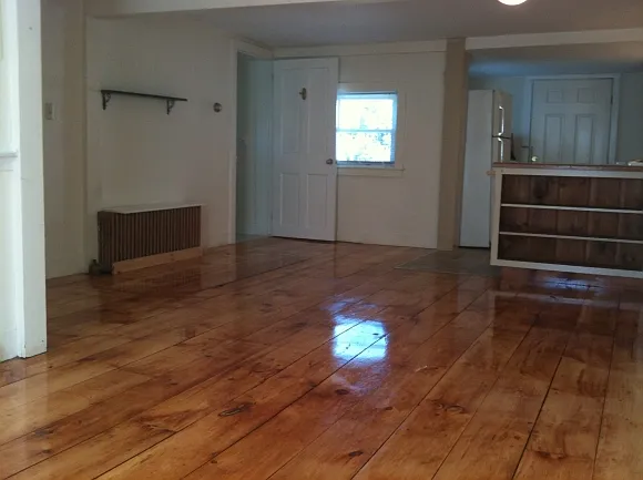 1711 W Woodstock Rd #5