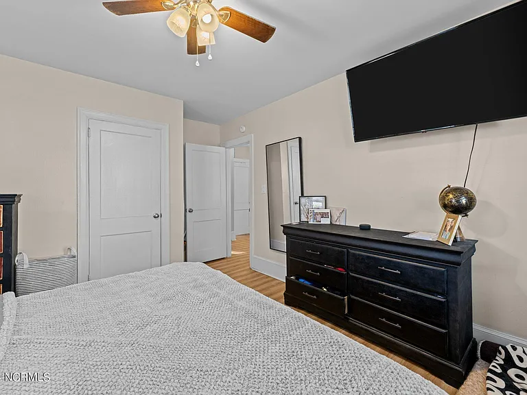607 Watson Ave — Photo 9
