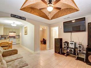 3011 Dennis St, Houston, TX 77004