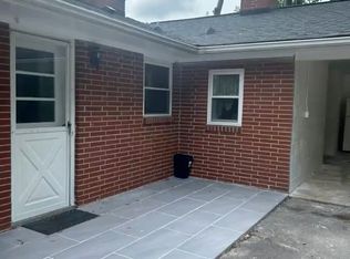 5525 Gyddie Dr, Winston Salem, NC 27105