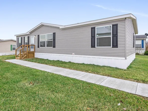 177 Newbury, Adrian, MI 49221