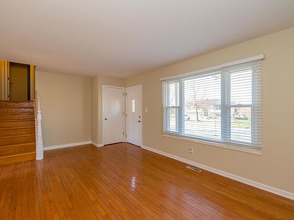2nd image of 5213 W Dartmoor Dr