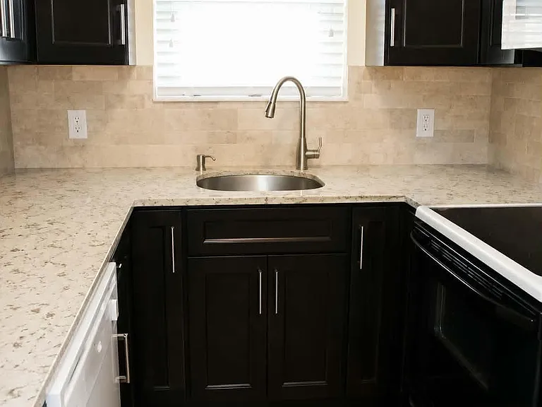 289 Main St #4R — Photo 2
