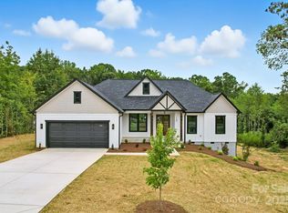 1132 Reba Ln, Kannapolis, NC 28081