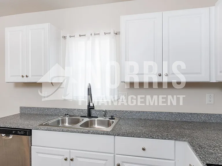11164 W Xavier Dr — Photo 9