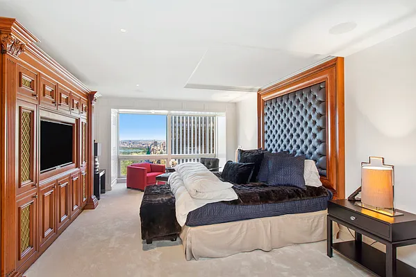 Sold by Keller Williams NYC | media 16