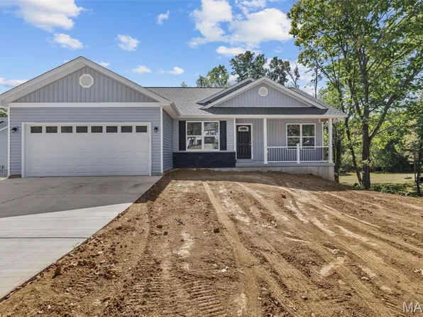 211 Easy St, De Soto, MO 63020