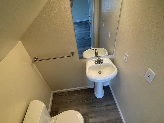 5th image of 1775 W North Bear Creek Dr