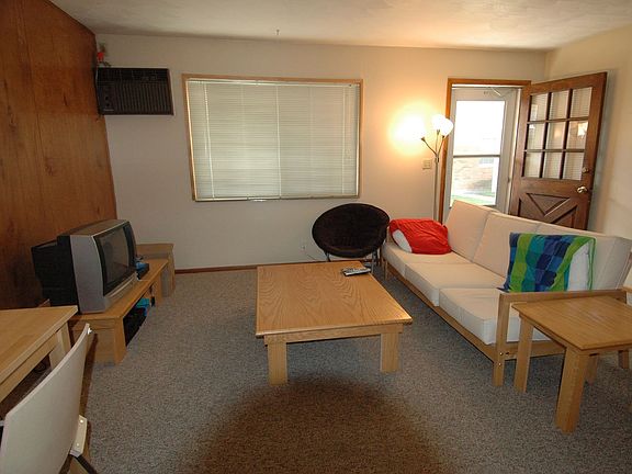 3rd image of 439 S River Rd #410a06ed0