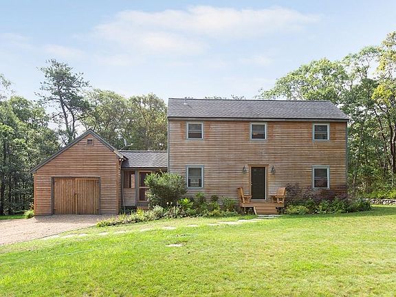 4th image of 12 Puritan Dr