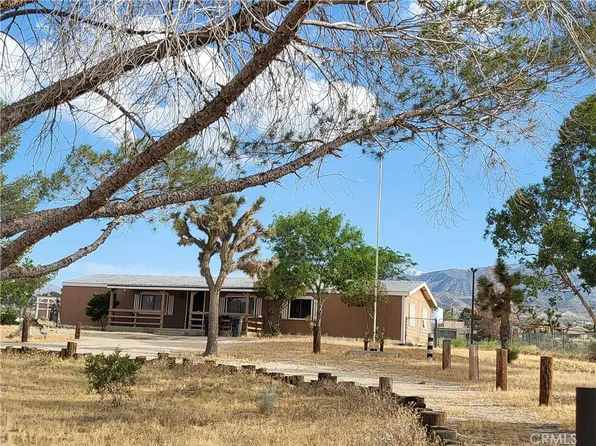 963 Mono Rd, Pinon Hills, CA 92372