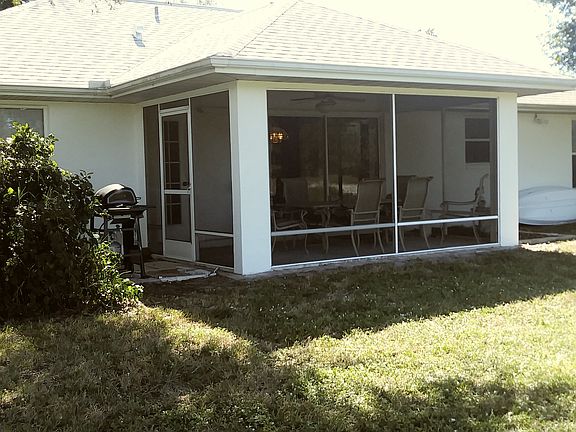 3rd image of 449 Rotonda Cir