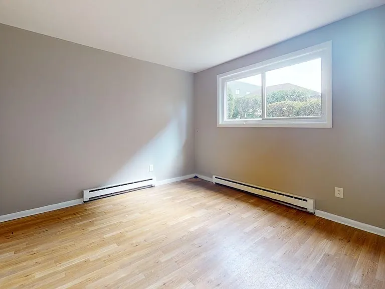 1238 Logan Ave NW — Photo 2