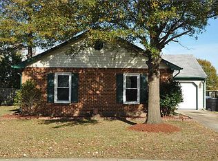 1976 Nettle St, Virginia Beach, VA 23453