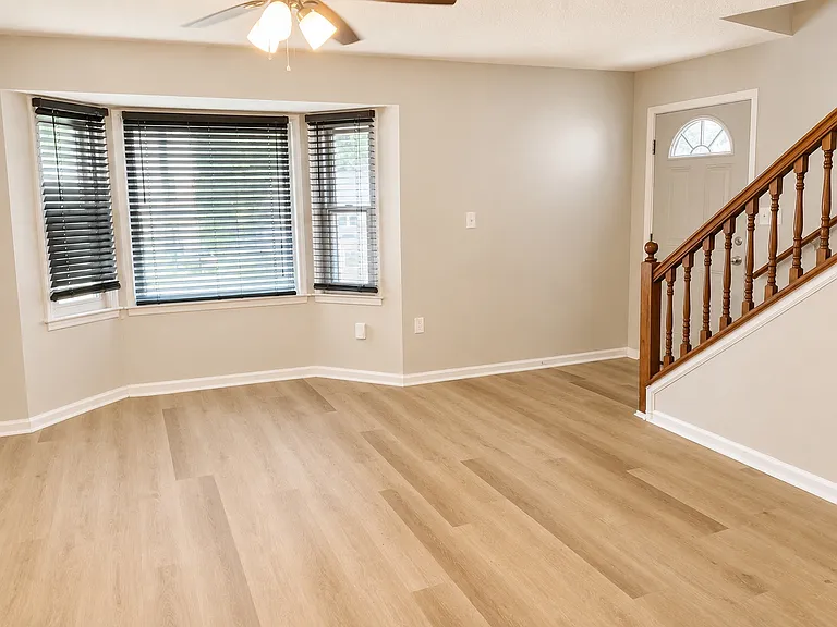 4345 Barrington Pl — Photo 35