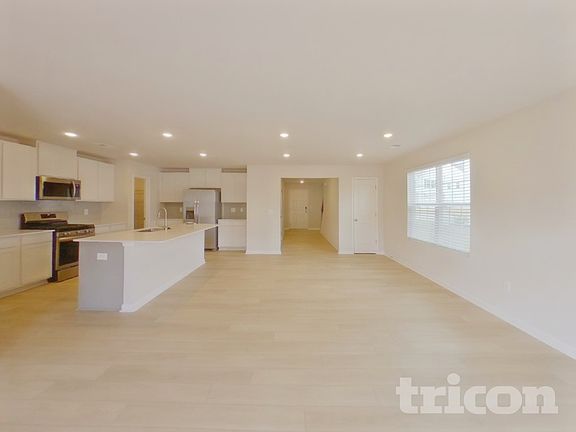 4th image of 2115 Brechin Rd
