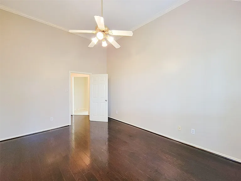 4106 Creek Ridge Ln — Photo 26