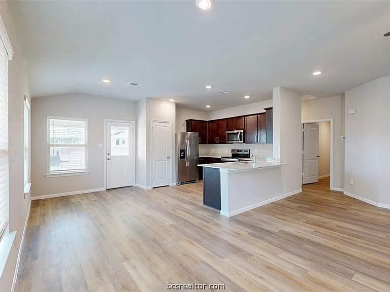 5344 Samuel Run — Photo 6