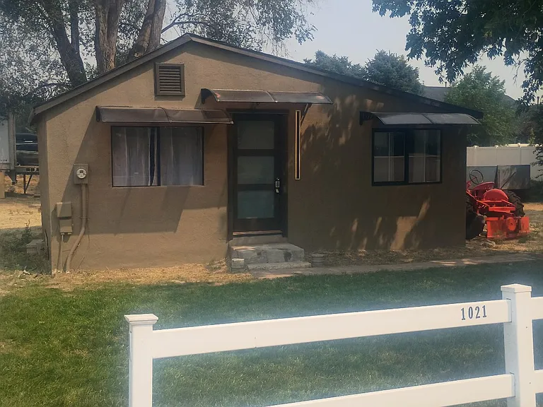 1021 E Kuna Rd — Photo 2