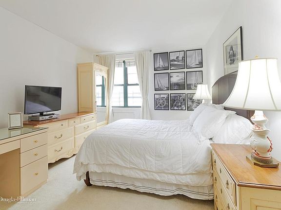 4th image of 1919 Madison Ave APT 616