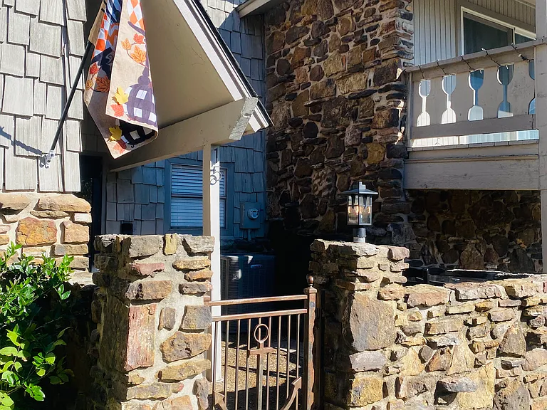 15 Fort Scott Ln — Photo 10