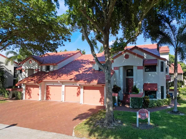 7681 Lexington Club Boulevard #B, Delray Beach, FL 33446